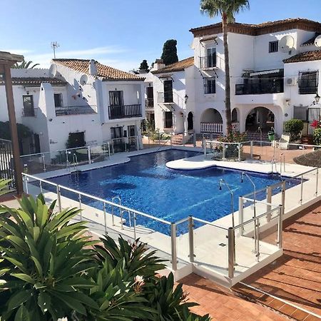Nueva Nerja Pueblo Andaluz Casa Graftonヴィラ エクステリア 写真