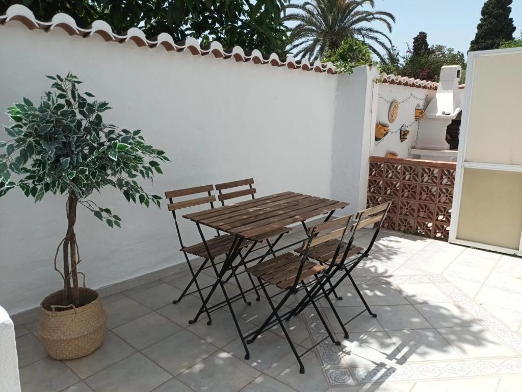 Nueva Nerja Pueblo Andaluz Casa Graftonヴィラ エクステリア 写真